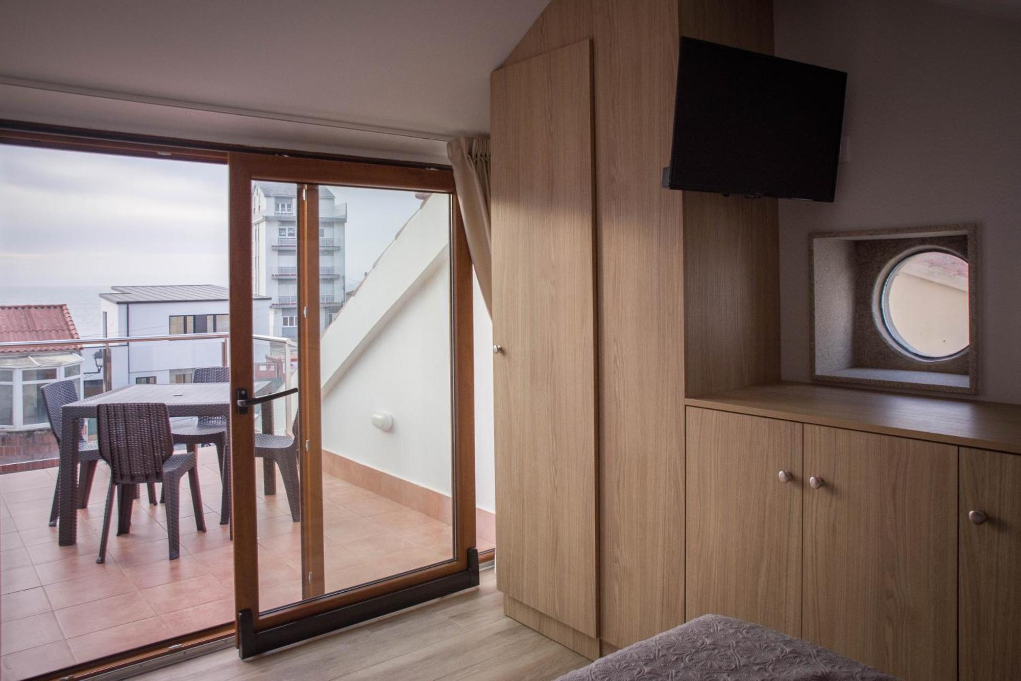 Apartamentos Turisticos Haz Amigo Muxia Room photo